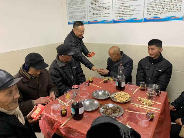 2019讓愛(ài)依舊,湖北昌利領(lǐng)導(dǎo)前往福利院慰問(wèn) 2019讓愛(ài)依舊,湖北昌利領(lǐng)導(dǎo)前往福利院慰問(wèn)